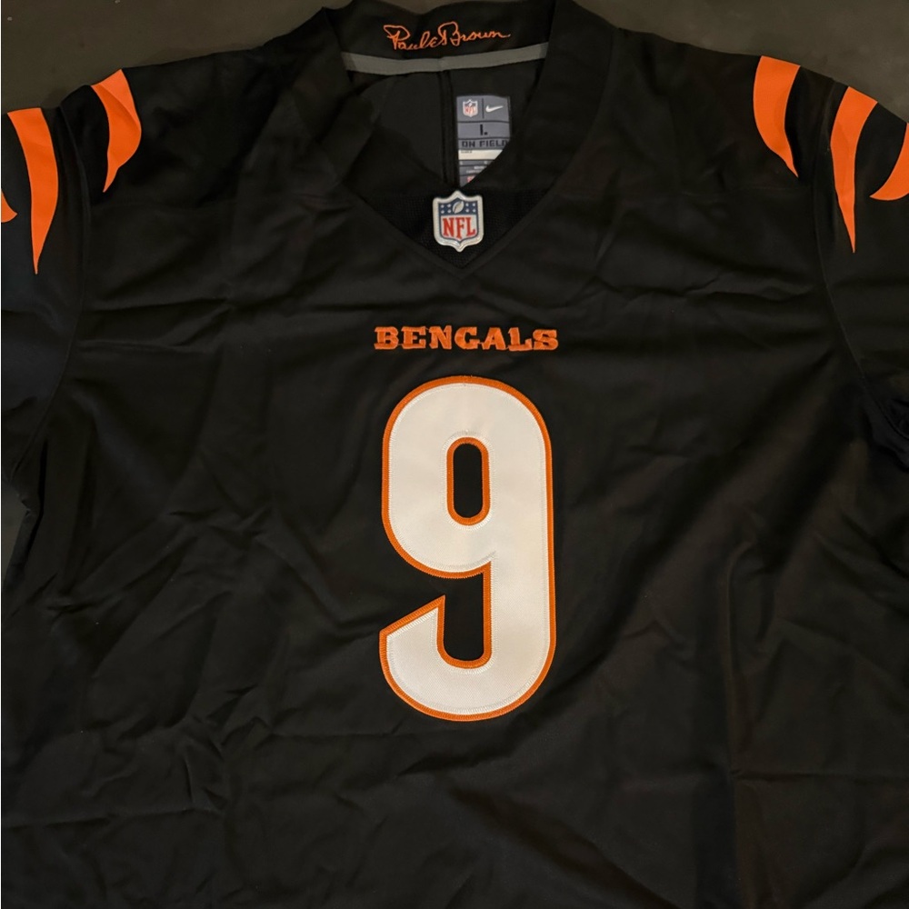 Cincinnati Bengals - Joe Burrow Jersey #9